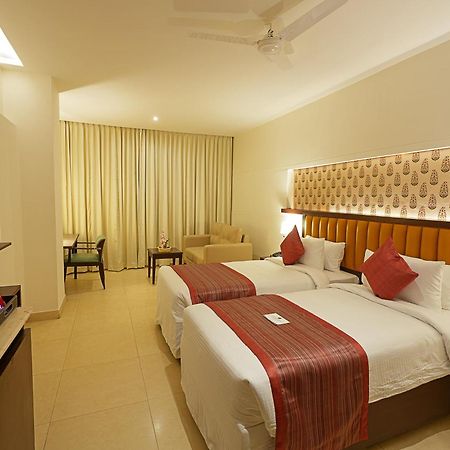 Grand Continent Secunderabad A Sarovar Portico Affiliate Hotel מראה חיצוני תמונה